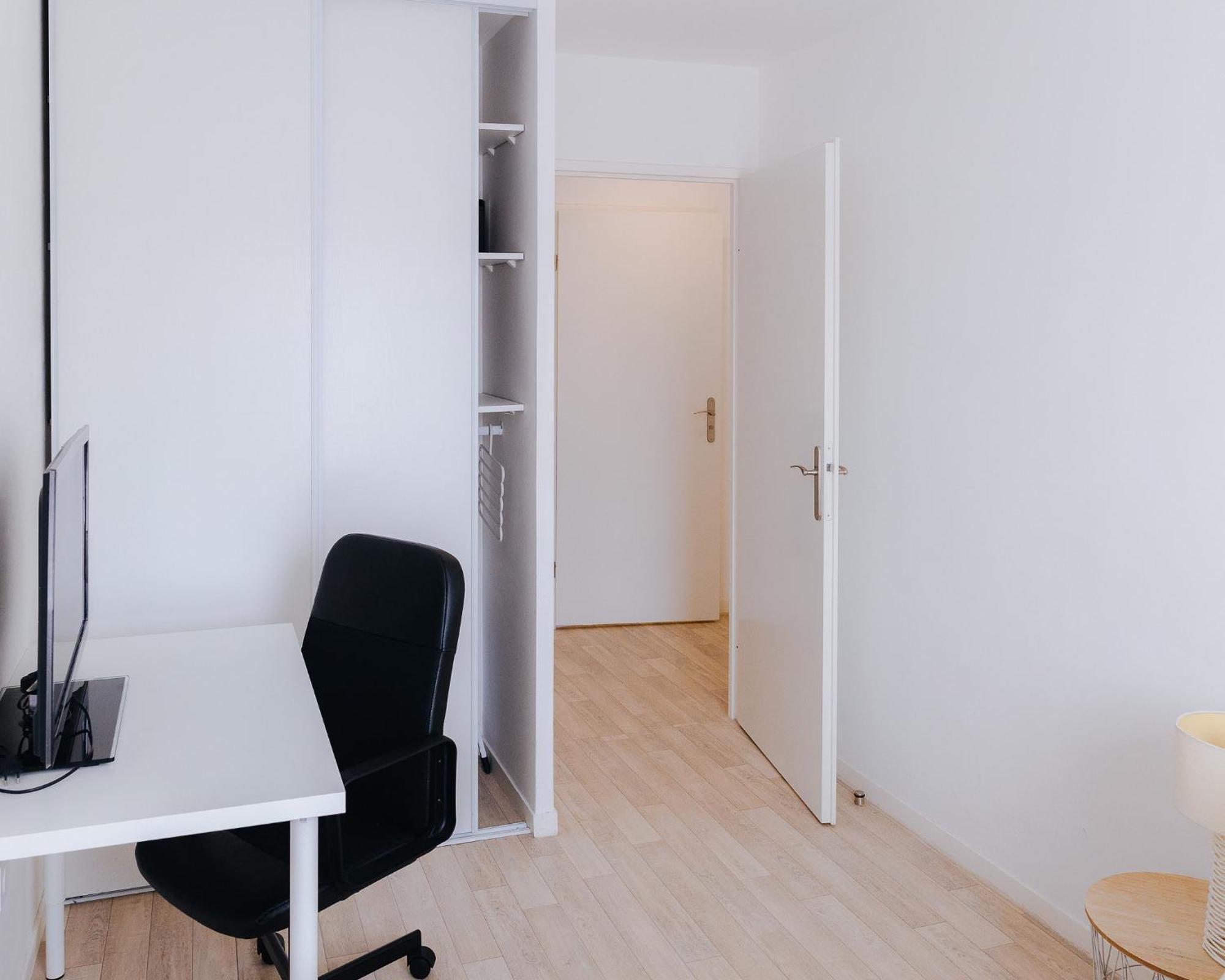 Appartement Luxueux, Neuf & Equipe A Versailles, Saint-Cyr-lʼÉcole 외부 사진