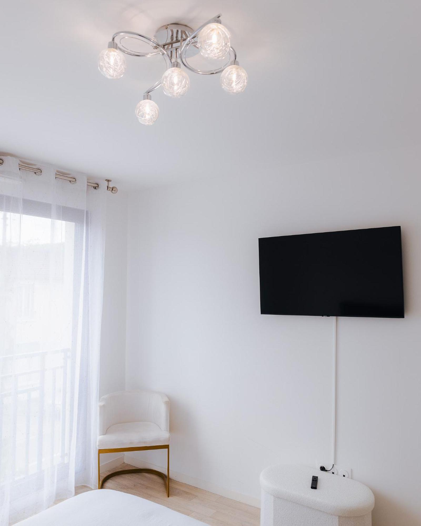 Appartement Luxueux, Neuf & Equipe A Versailles, Saint-Cyr-lʼÉcole 외부 사진